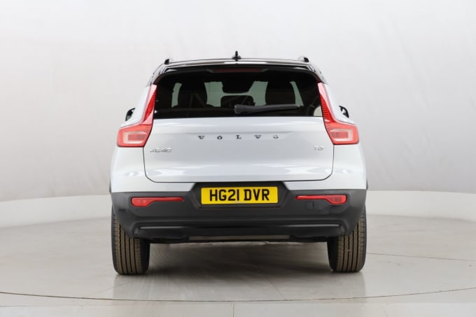 2025 Volvo Xc40