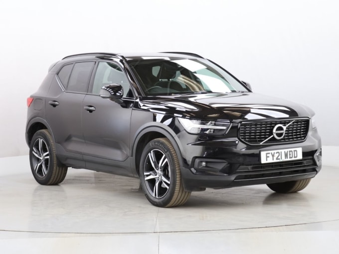 2025 Volvo Xc40