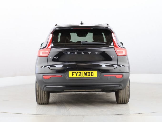 2025 Volvo Xc40