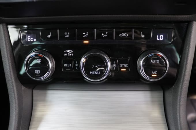 2025 Skoda Superb