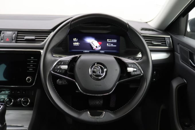 2025 Skoda Superb