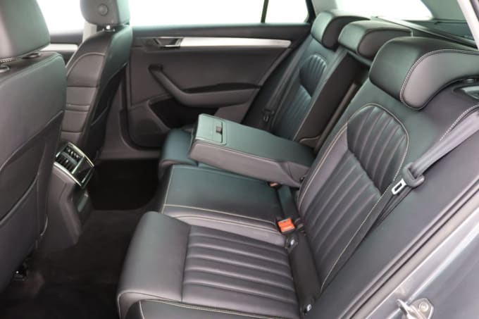2025 Skoda Superb