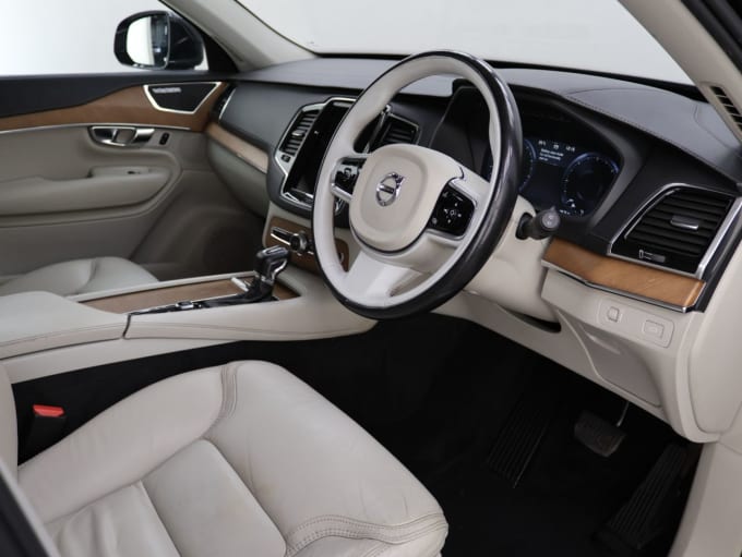 2025 Volvo Xc90