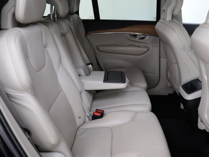 2025 Volvo Xc90