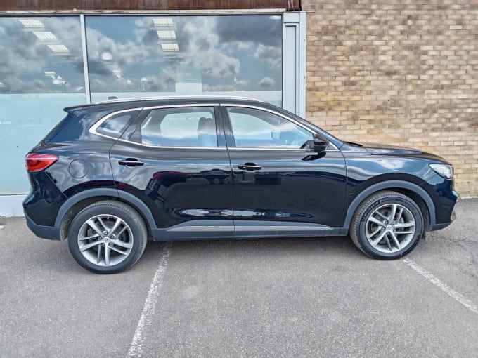 2025 Mg Mg Hs