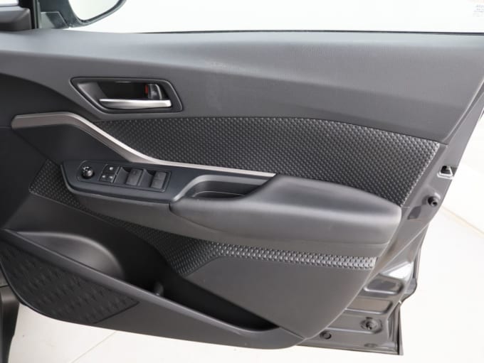 2025 Toyota C-hr