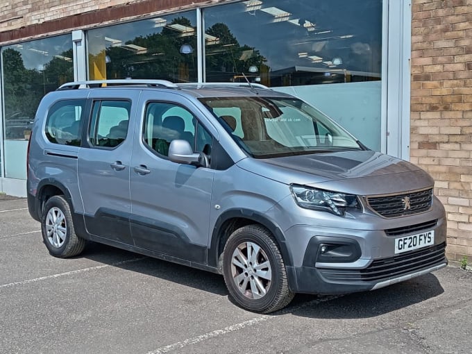 2025 Peugeot Rifter