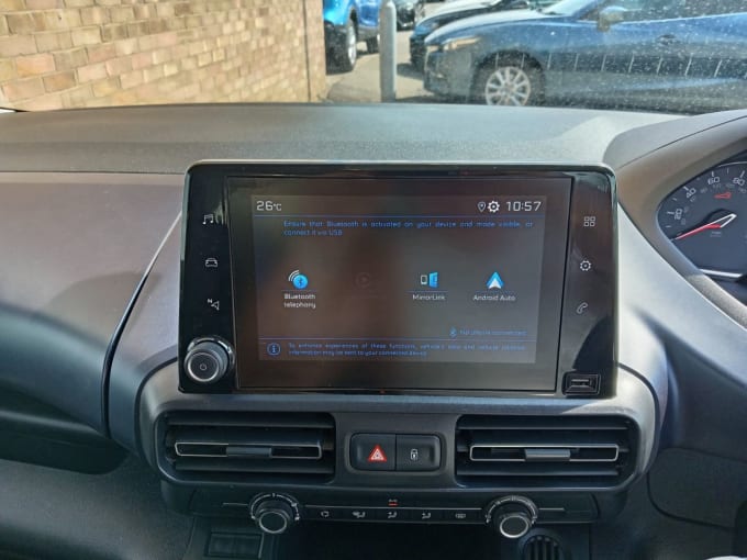 2025 Peugeot Rifter