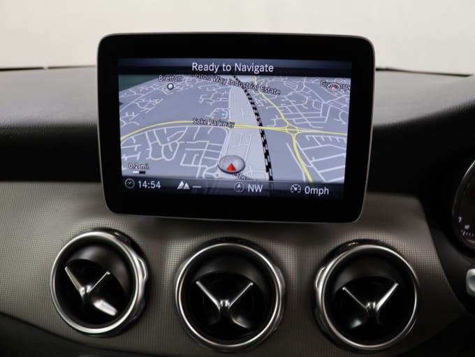 2025 Mercedes-benz Gla Class
