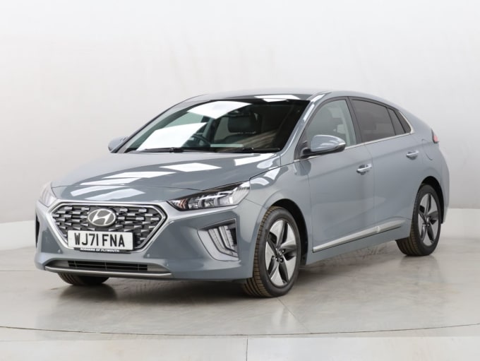 2025 Hyundai Ioniq