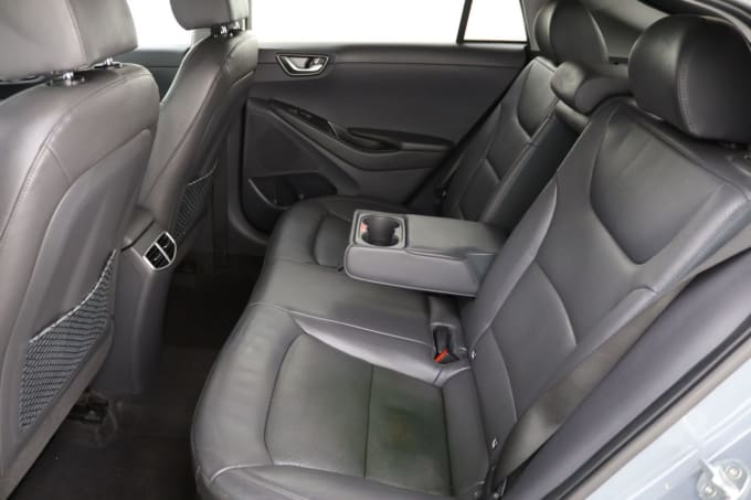 2025 Hyundai Ioniq