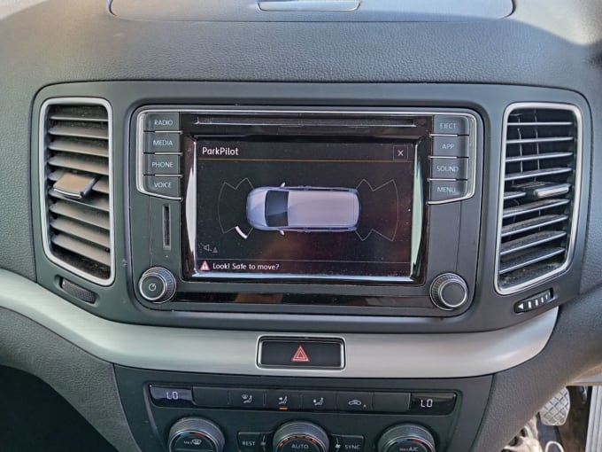 2025 Volkswagen Sharan