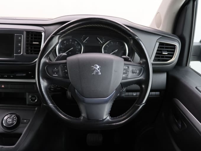 2025 Peugeot Traveller