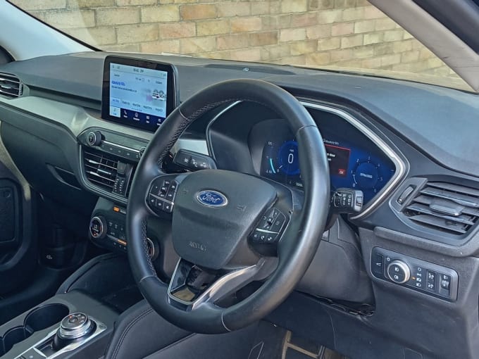 2025 Ford Kuga