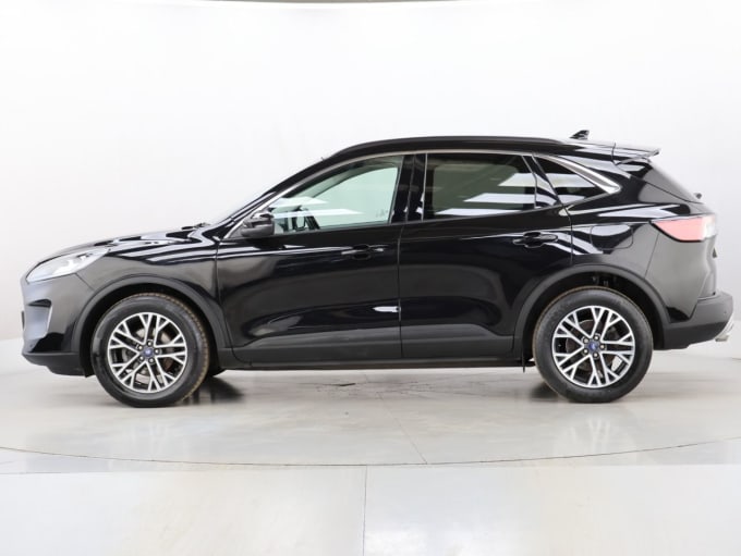 2025 Ford Kuga