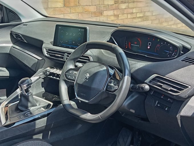 2025 Peugeot 3008