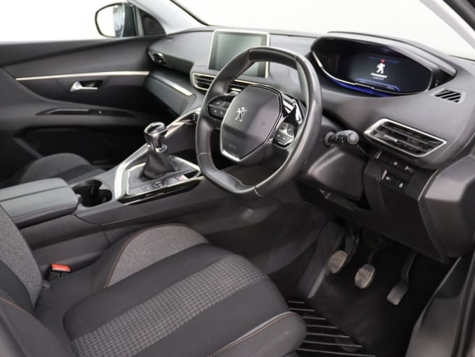 2025 Peugeot 3008