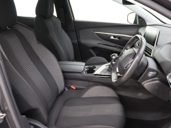 2025 Peugeot 3008