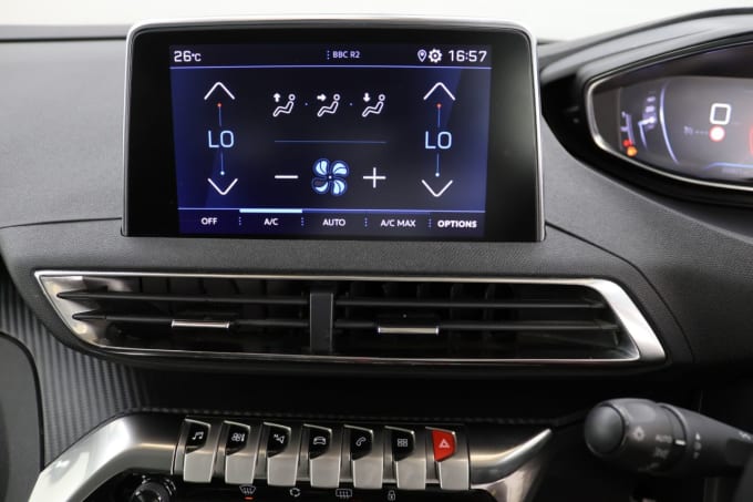2025 Peugeot 3008
