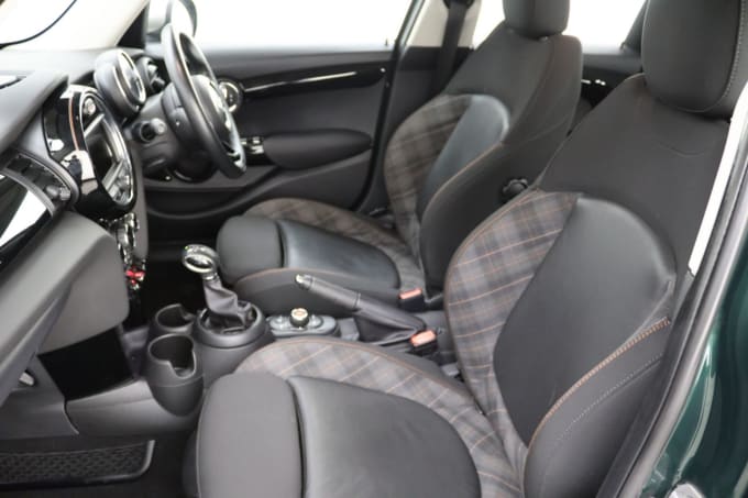 2025 Mini Hatch