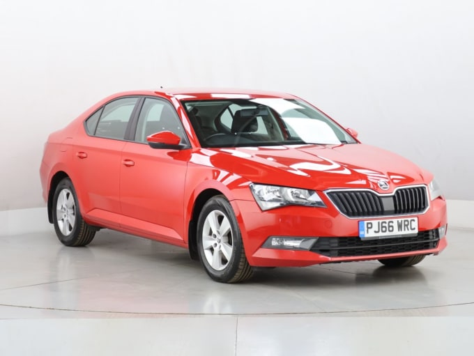2025 Skoda Superb