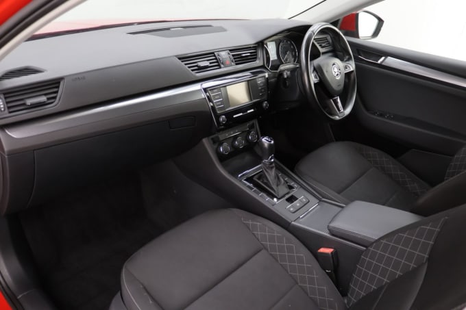 2025 Skoda Superb