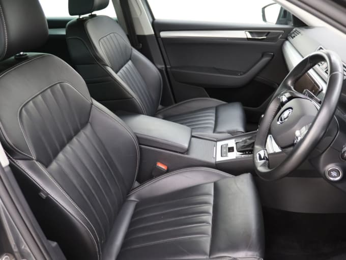 2025 Skoda Superb