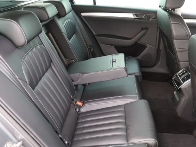 2025 Skoda Superb