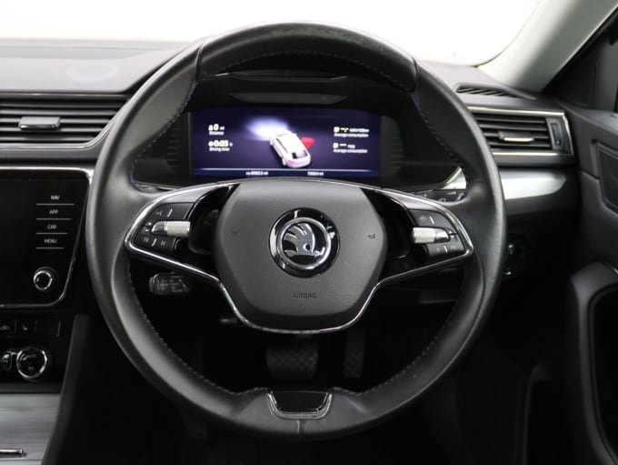 2025 Skoda Superb