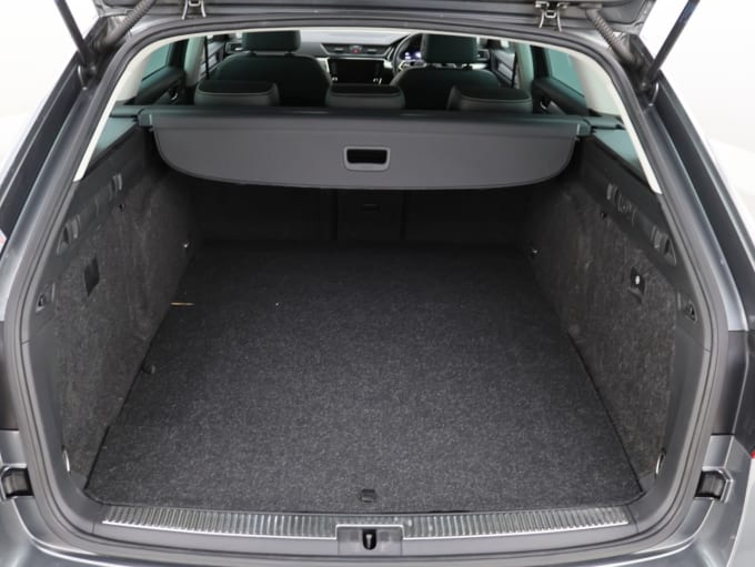 2025 Skoda Superb