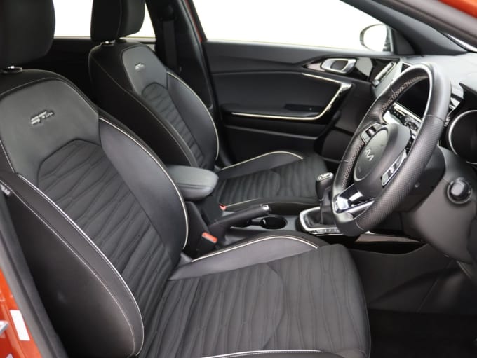 2025 Kia Ceed
