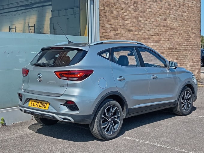 2025 Mg Mg Zs