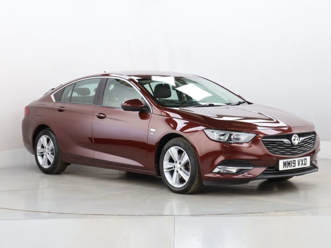 2025 Vauxhall Insignia