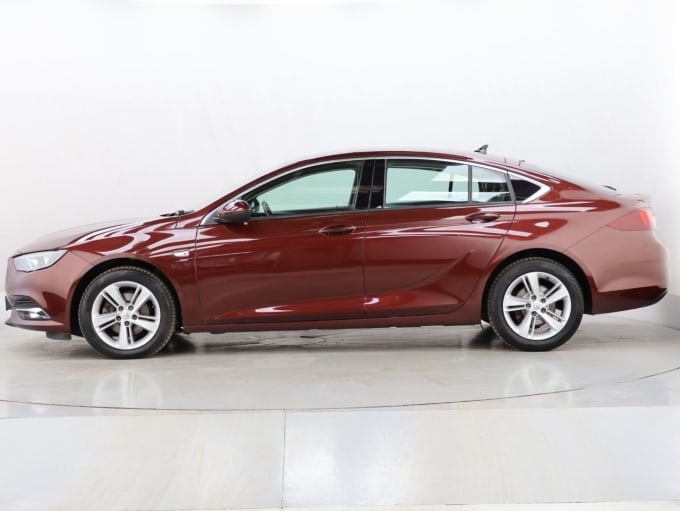 2025 Vauxhall Insignia