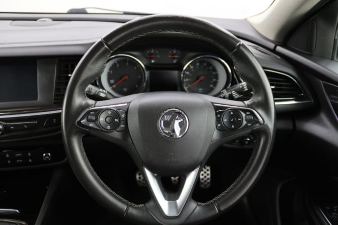 2025 Vauxhall Insignia