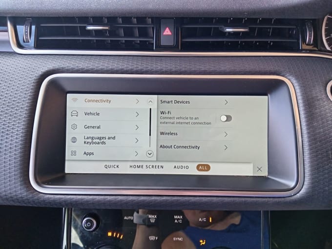 2025 Land Rover Range Rover Evoque