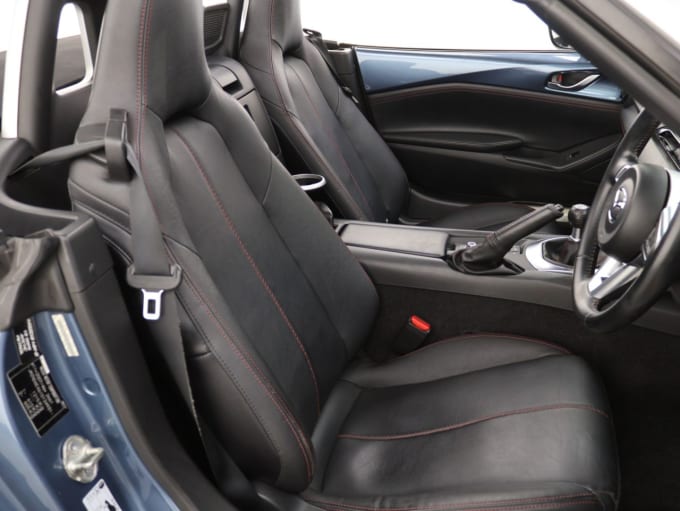 2025 Mazda Mx-5