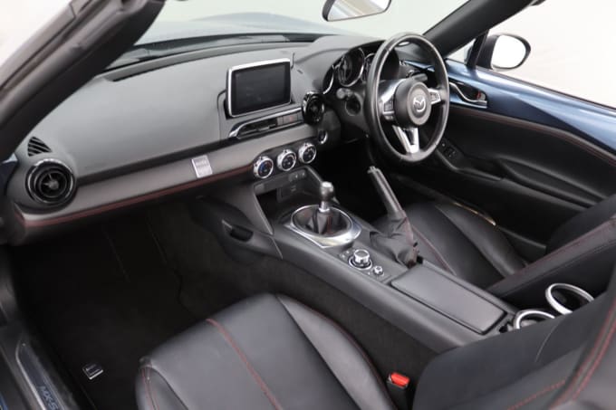 2025 Mazda Mx-5