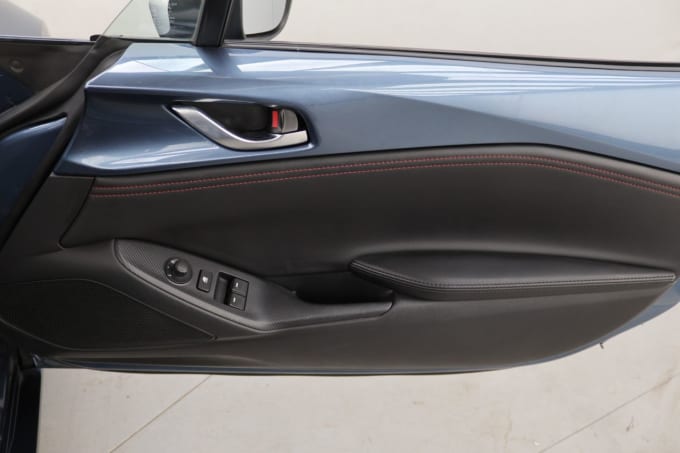2025 Mazda Mx-5