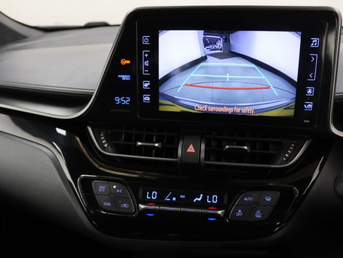 2025 Toyota C-hr