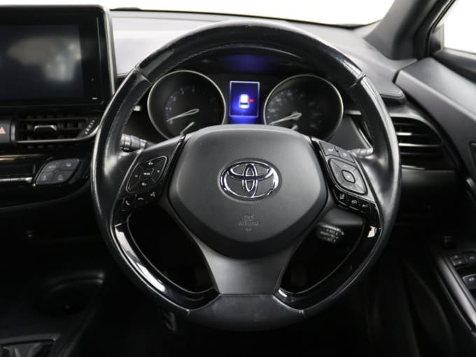 2025 Toyota C-hr