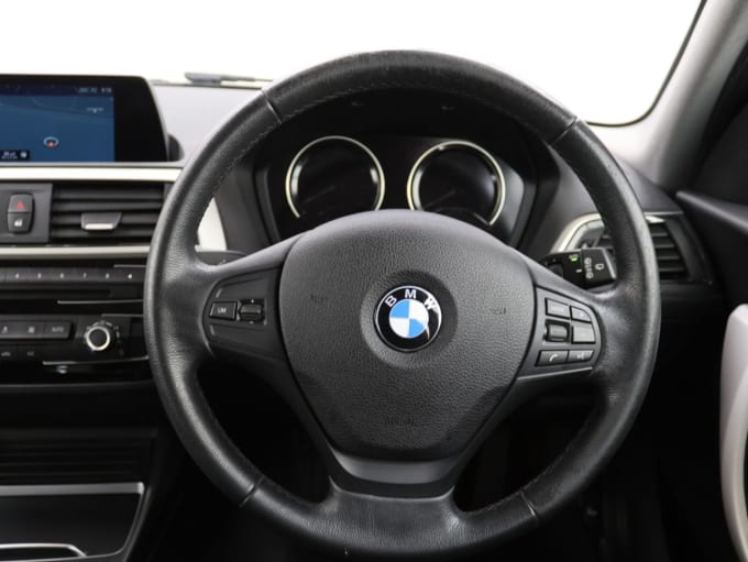 2025 BMW 1 Series