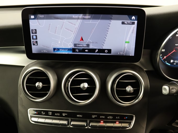 2025 Mercedes-benz Glc