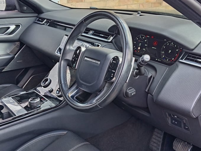 2025 Land Rover Range Rover Velar