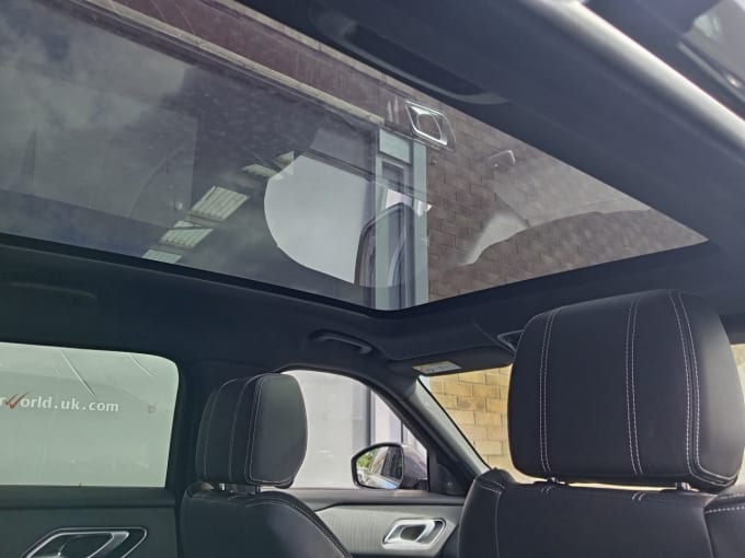 2025 Land Rover Range Rover Velar