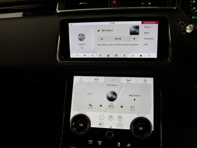 2025 Land Rover Range Rover Velar