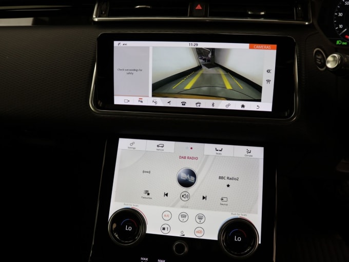 2025 Land Rover Range Rover Velar