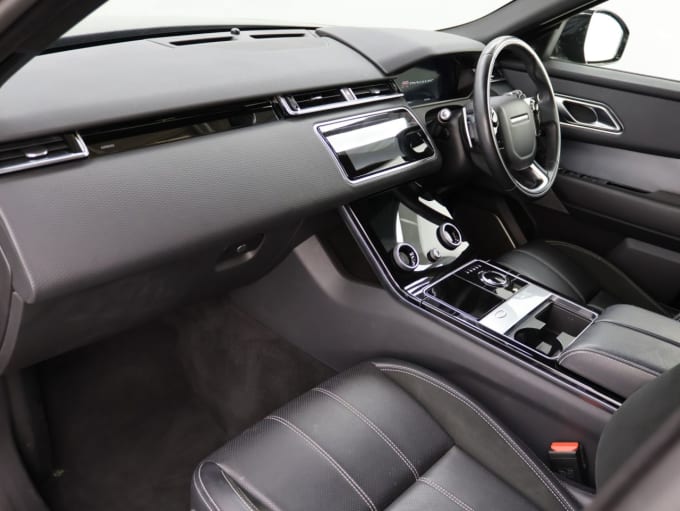 2025 Land Rover Range Rover Velar