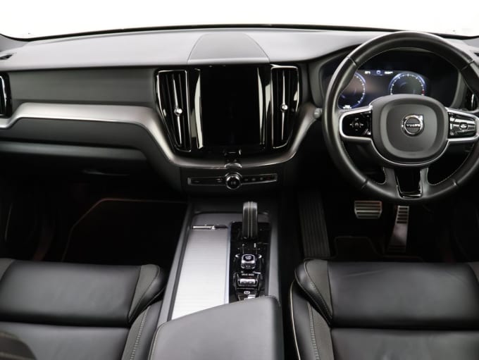 2025 Volvo Xc60