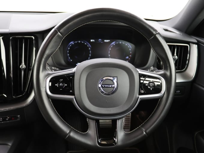 2025 Volvo Xc60